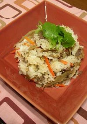エバラ焼肉のたれｄｅ牛ごぼう混ぜご飯-レシピのメイン写真