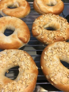 パン屋のシンプルむちむちベーグル-レシピのメイン写真