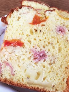 朝ごはんに!HMで簡単☆ケークサレ-レシピのメイン写真