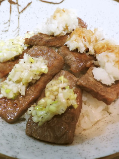 ネギ塩とワサビおろしの2色丼-レシピのメイン写真
