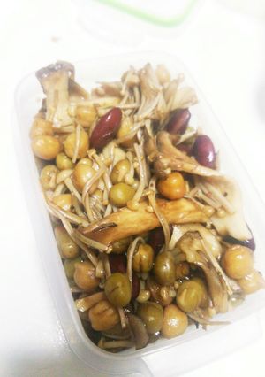 作り置き・きのことお豆のマリネ-レシピのメイン写真