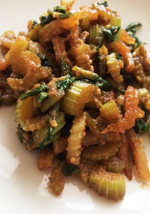簡単にご飯のお供 セロリの佃煮-レシピのメイン写真