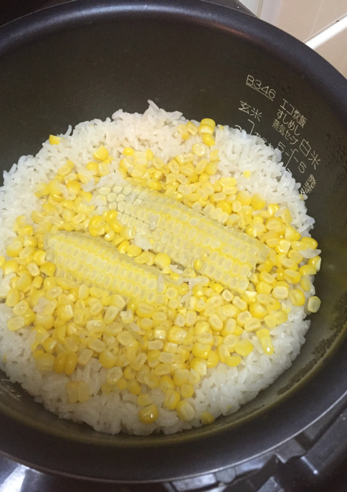 旬のとうもろこしご飯！まるごと使います！-レシピのメイン写真