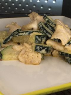 ズッキーニと鶏肉のマヨネーズ炒め-レシピのメイン写真