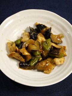 簡単!むね肉と茄子の味噌炒め-レシピのメイン写真
