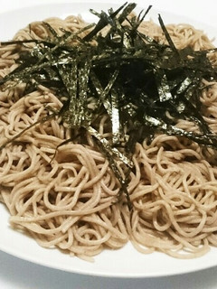 何茶って、乾麺で生そば。(笑)-レシピのメイン写真