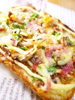 朝食&ランチ♪お好み焼き風チーズトースト-レシピのメイン写真