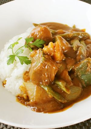 夏にピッタリ！レンジでエビカレー-レシピのメイン写真