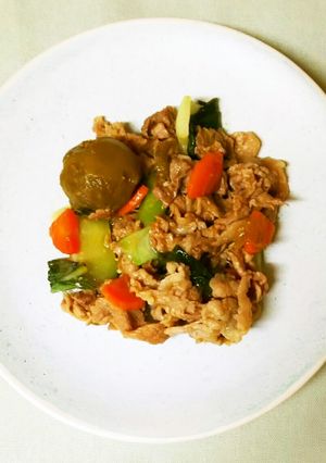 豚こまと梅酒の実の簡単炒め煮-レシピのメイン写真