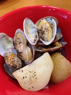 あさりとじゃがいものワイン蒸し-レシピのメイン写真