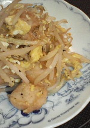 脳に効く!?もやしと麩玉いため-レシピのメイン写真