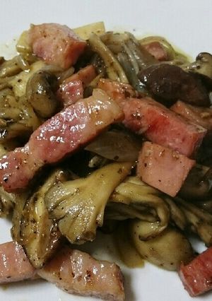 ベーコンときのこのバジル炒め-レシピのメイン写真