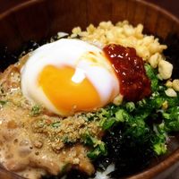 基本からアレンジまで！思わずつくりたくなる「納豆 温玉 うどん