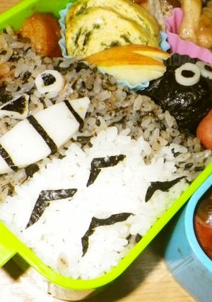 キャラ弁:トトロ×まっくろくろすけ-レシピのメイン写真