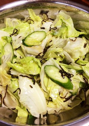 レタスと塩昆布で簡単サラダ-レシピのメイン写真