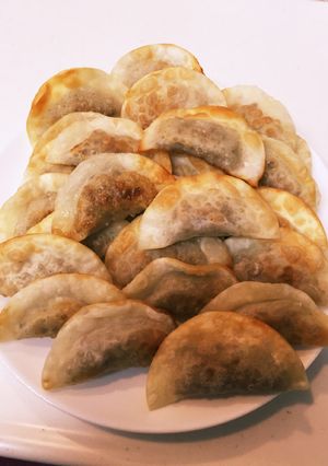 餃子の皮で一口ミートパイ♪-レシピのメイン写真
