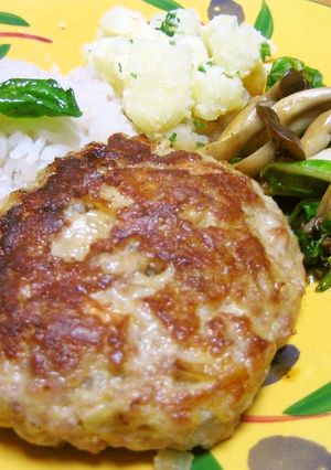 豆乳入り♪お麩と豚挽き肉のハンバーグ-レシピのメイン写真