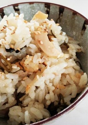 めかぶとエリンギの炊き込みご飯-レシピのメイン写真