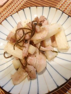 材料3つ!豚バラと長いもの塩昆布炒め-レシピのメイン写真