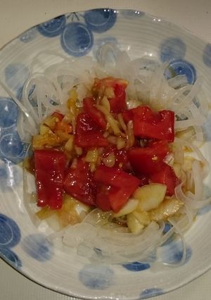 トマトと玉ねぎのオリーブオイルサラダ-レシピのメイン写真