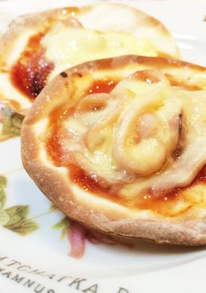 日本酒に合うイタリアン☆イカの塩辛ピザ☆-レシピのメイン写真