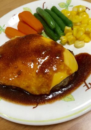 家族に大人気♡我が家のハンバーグ♡-レシピのメイン写真