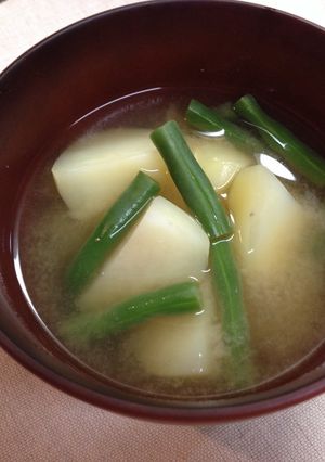 いんげんとじゃがいものお味噌汁-レシピのメイン写真