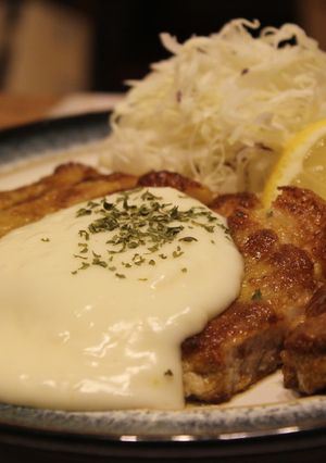 カレーポークソテーのホワイトソース-レシピのメイン写真