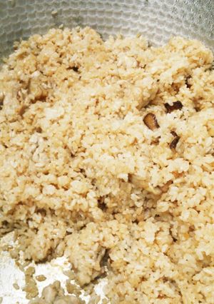 ごま油と生姜香る台湾風鶏ご飯(麻油雞飯)-レシピのメイン写真