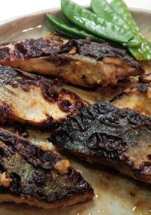 カレー風味で弁当にも♪サバの塩麹焼き-レシピのメイン写真