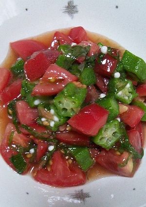 オクラとトマトを梅肉と白だしで和える！-レシピのメイン写真