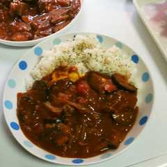 รูปของ ナスとトマトのヘルシー♥ツナカレー♥