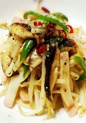 節約！もやしとかまぼこのペペロンチーノ風-レシピのメイン写真