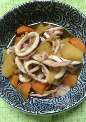 イカとじゃが芋の煮物-レシピのメイン写真