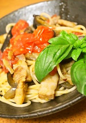 塩豚となす、プチトマトのペペロンチーノ-レシピのメイン写真
