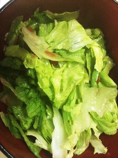 簡単!レタスと梅干しのさっぱり和え-レシピのメイン写真