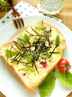 あっさり紫蘇レモン♡チーズトースト-レシピのメイン写真