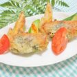 おつまみにも鶏手羽先の青じそ巻きから揚げ