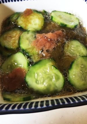 夏にさっぱり☆胡瓜・もずくの梅肉あえ-レシピのメイン写真