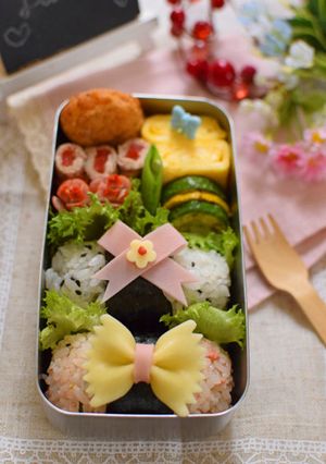 2種のリボンおにぎり-レシピのメイン写真