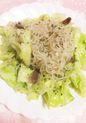 キャベツとアンチョビのしらたきパスタ-レシピのメイン写真