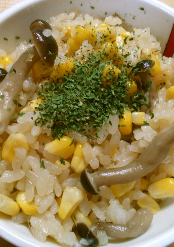 炊飯器で♫簡単♪ しめじの コーンご飯！-レシピのメイン写真