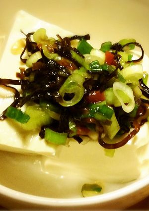 冷奴・簡単ネギ梅塩昆布だれで-レシピのメイン写真