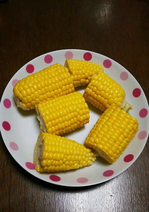 安いとうもろこしを甘くするゆで方！？-レシピのメイン写真