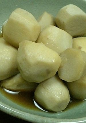 色白・優しいダシの味♪里芋の煮物-レシピのメイン写真