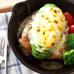 A picture of スキレットで♡アボチーズ乗せチキングリル.