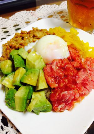 マグロのたたきとアボカドのネバネバ丼-レシピのメイン写真