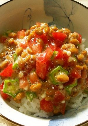 超簡単！納豆、オクラ、トマトの御飯-レシピのメイン写真