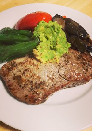 丸ごと野菜とステーキ アボカドソース添え-レシピのメイン写真
