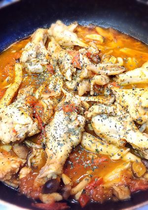 きのこと手羽元のトマト煮込み-レシピのメイン写真